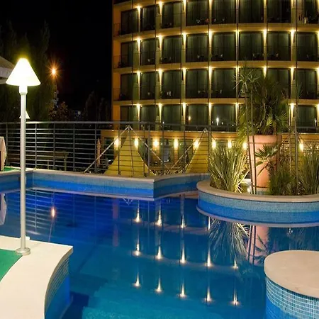 Palace 4*